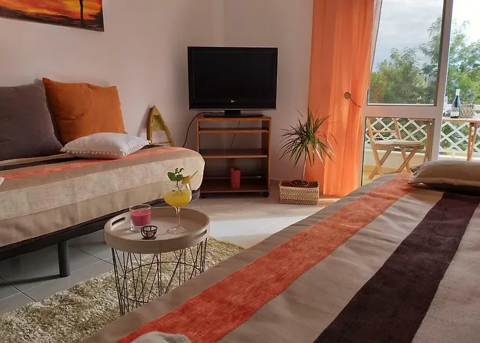 아파트 Pretty Sunny Guest