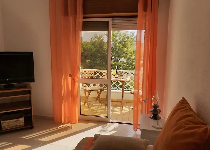 Pretty Sunny Guest 라고스